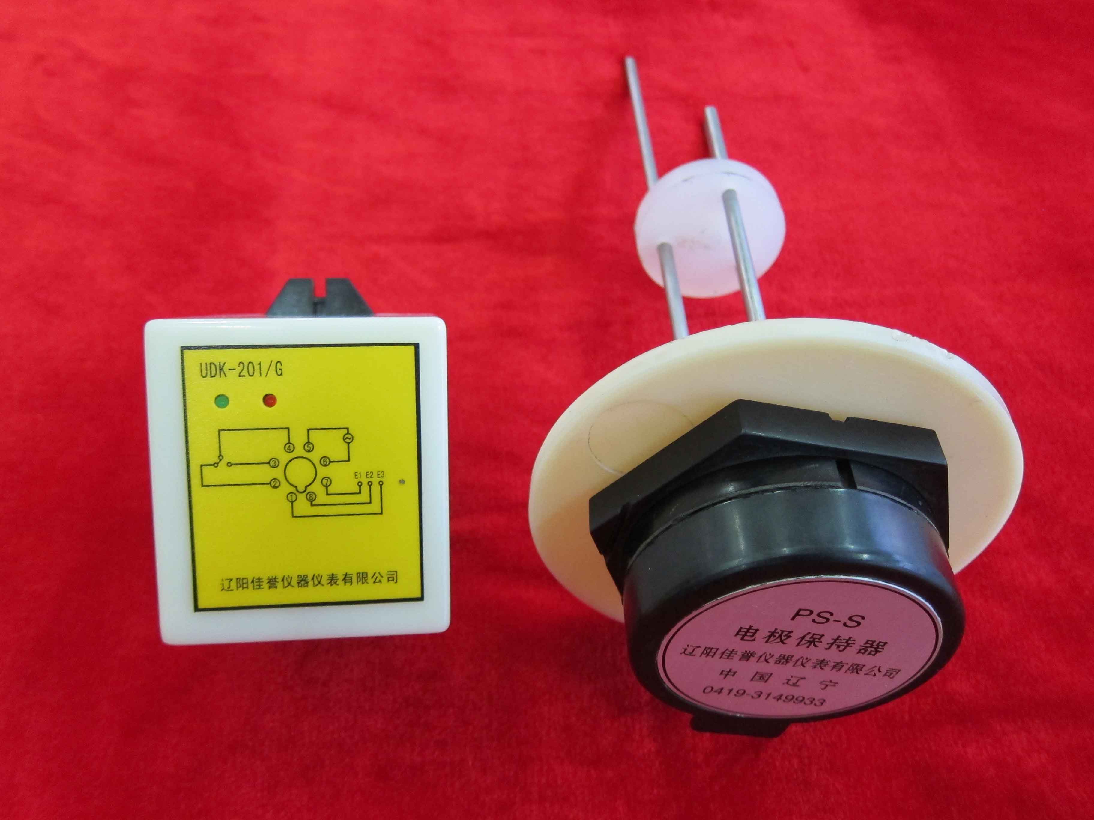 電接觸液位控制器